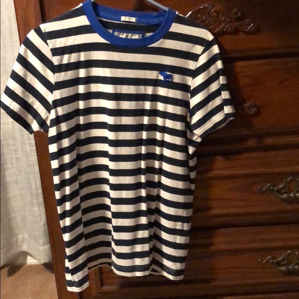 Blue and white strip large icon A&F tshirt